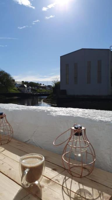 Stunning Riverside Town House With Views Ayrshire Girvan Buitenkant foto