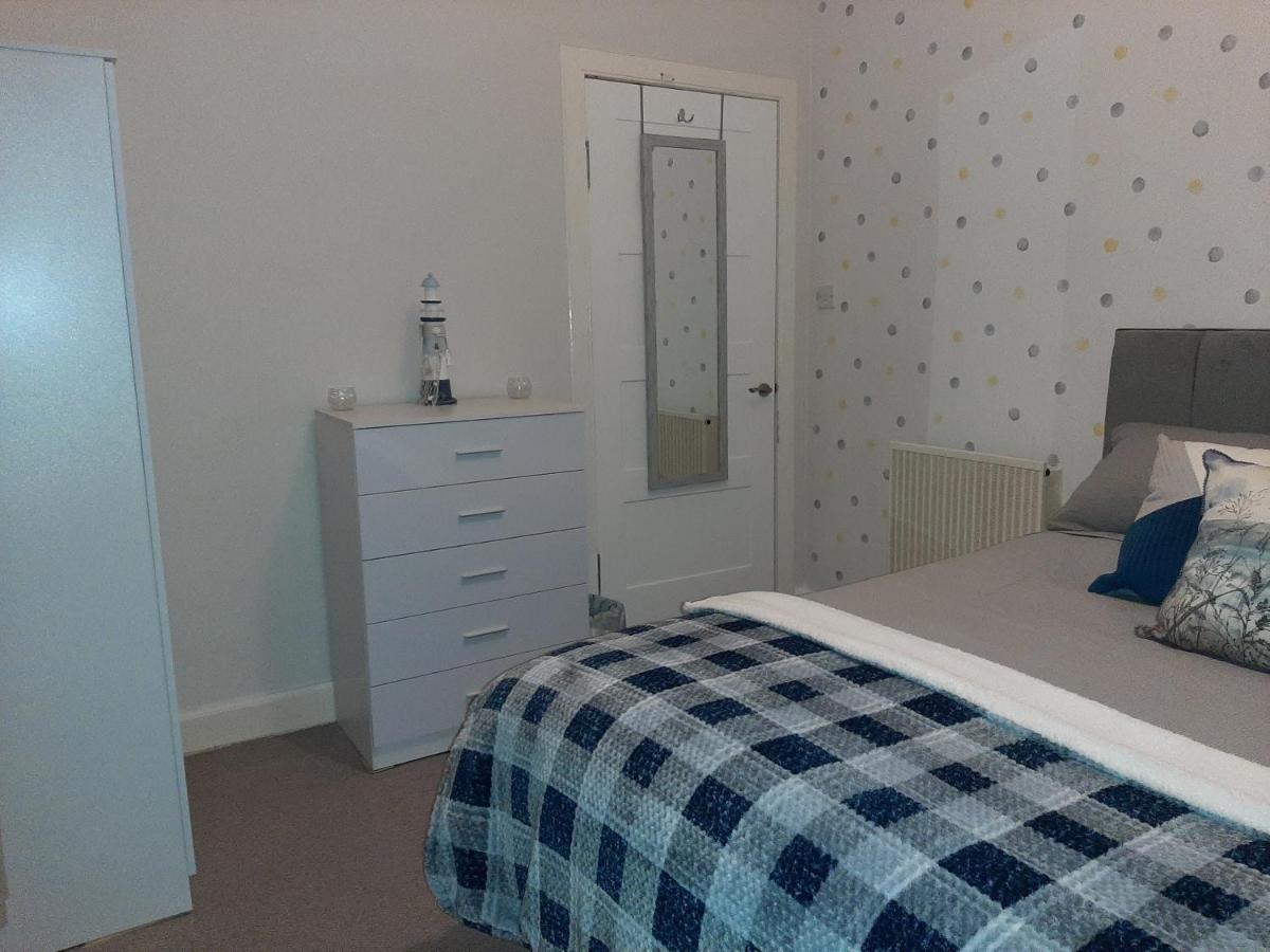 Stunning Riverside Town House With Views Ayrshire Girvan Buitenkant foto